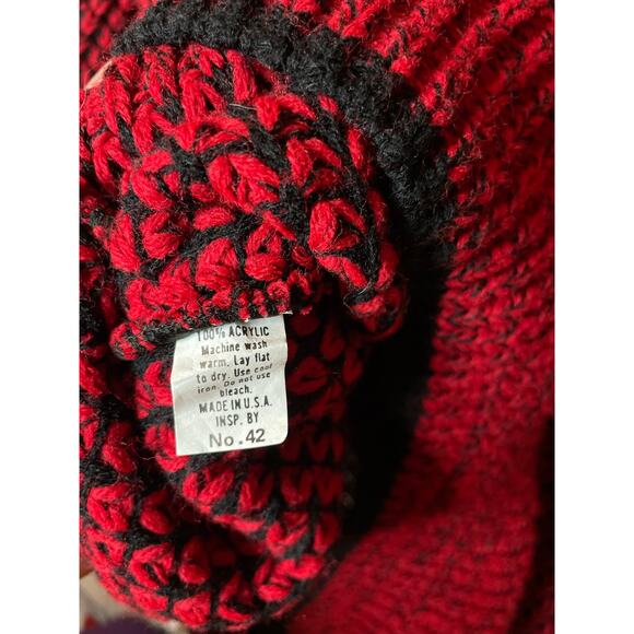 Vintage 90s Ivy Club Red and Black XL Sweater - Picture 5 of 10